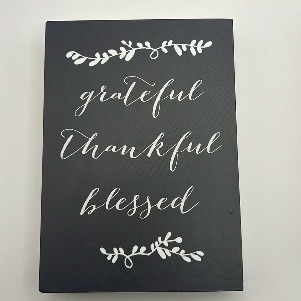 Belle Maison “Grateful” Plaque - Picture 5 of 6